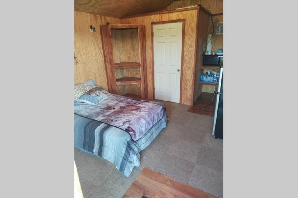 Tiny Cabin At The Donkeyranch Medicine Park Exterior foto